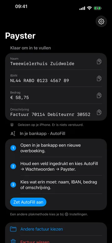 Startscherm met naam, IBAN, bedrag en omschrijving klaar om in te vullen, en de stappen voor AutoFill in de bankapp.